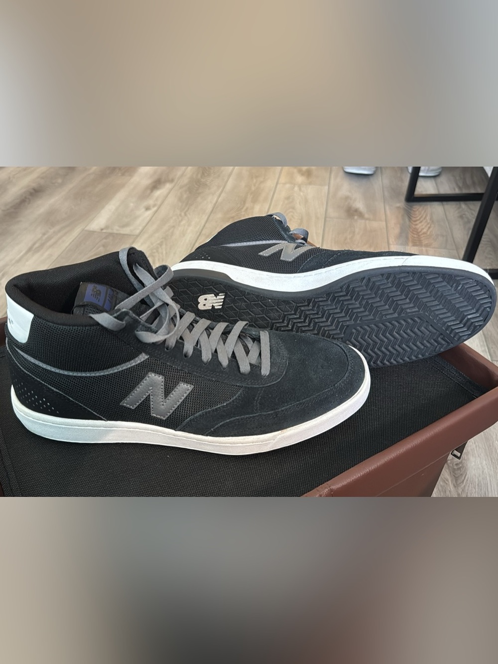 New Balance Men’s 12 Black & Gray Suede Mesh Sneakers NM440HBP